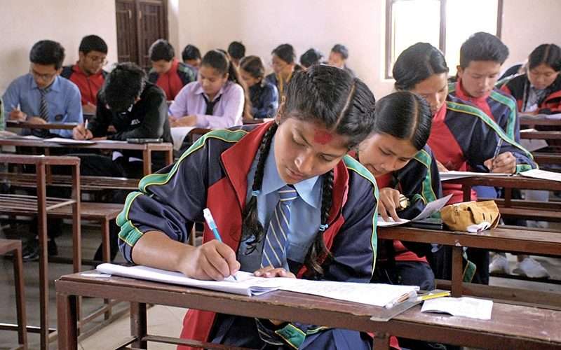 एसइई परीक्षा सुरु: ५ लाख १४ हजार ७१ परीक्षार्थी सहभागी।