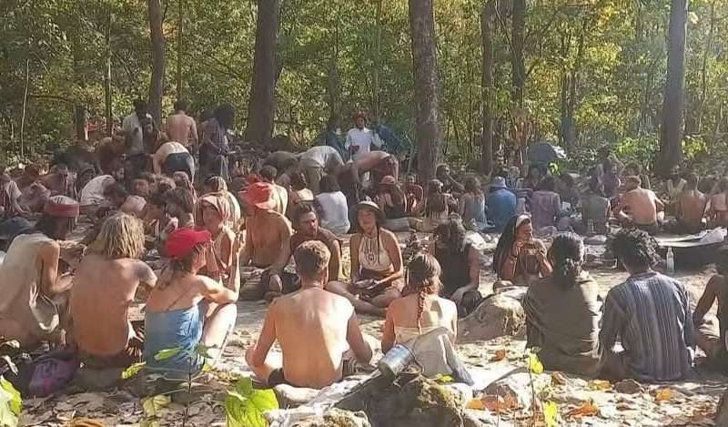 विदेशी नागरिकको अवैध बसाइ, प्रशासनले २४ घण्टामा खाली गर्न दिइयो आदेश।