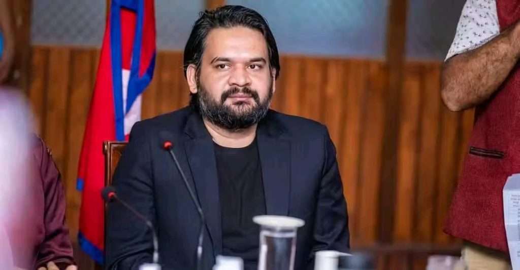 बालेन र भुपदेवविरुद्ध अख्तियारमा उजुरी, भ्रष्टाचारको आरोप।